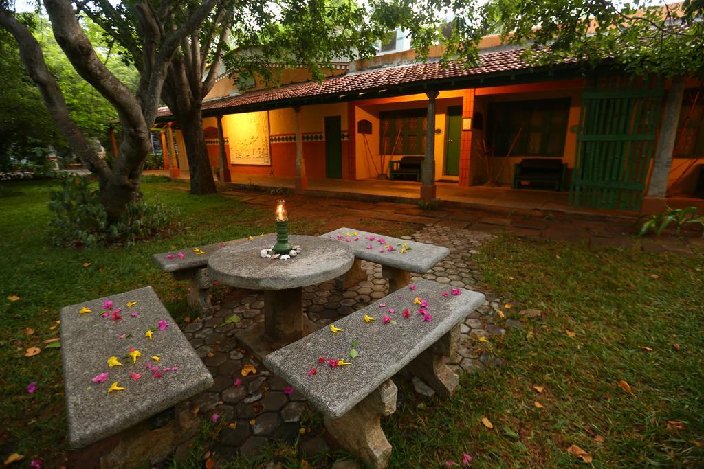Indeco Mahabalipuram Hotel Exterior foto